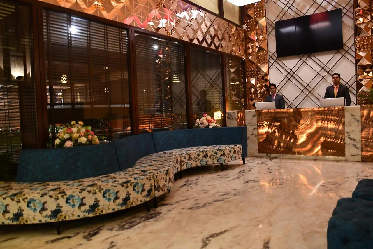 Pristine Hotel, Varanasi